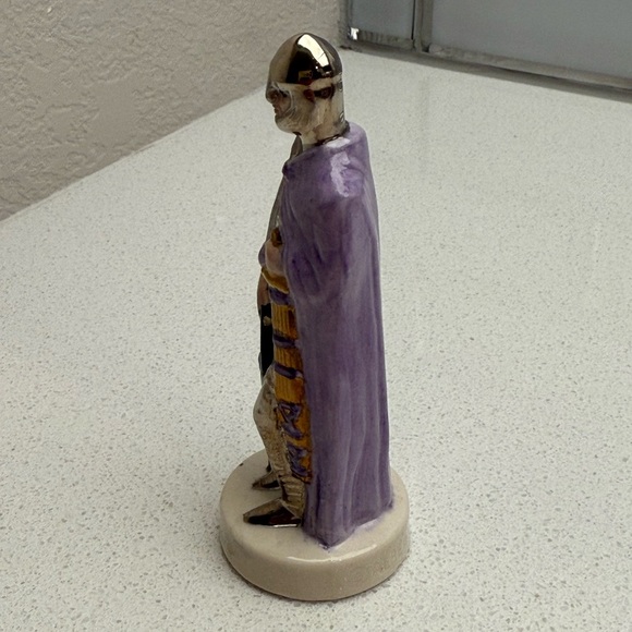 Vintage Chess Piece Alberta Molds Ceramic 1973 Hand Painted Pawn - Picture 3 of 11